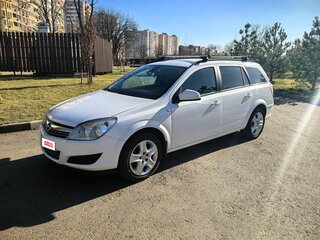 2013 Opel Astra H Рестайлинг, белый, 750000 рублей, вид 2