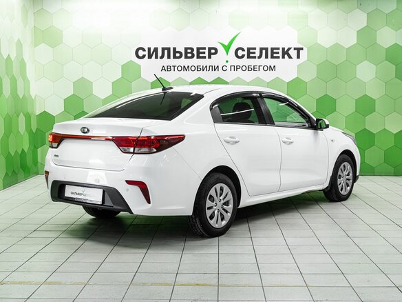 2019 Kia Rio IV, белый - вид 1
