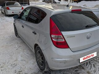 2010 Hyundai i30 I Рестайлинг, серебристый, 570000 рублей, вид 3