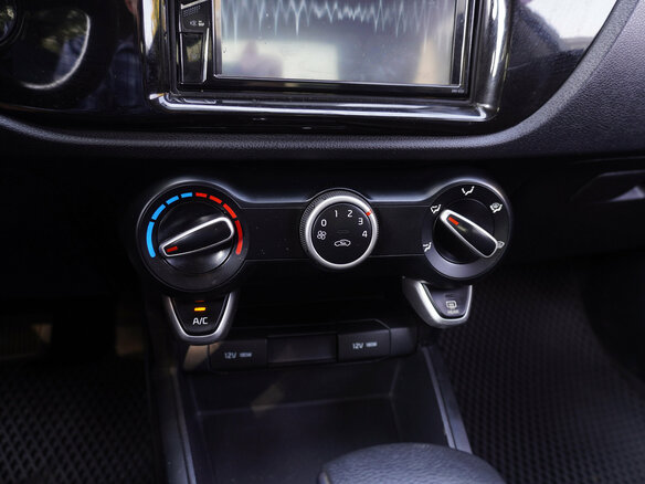2018 Kia Rio IV, белый, 1191000 рублей - вид 14