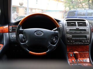 2004 Lexus LS 430 III Рестайлинг, серебристый, 1450000 рублей, вид 2