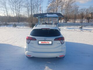 2015 Honda Vezel I, белый, 1350000 рублей, вид 5