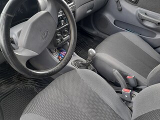 2005 Hyundai Accent ТагАЗ II, серебристый, 482000 рублей, вид 5