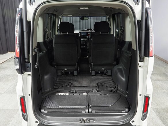 2015 Honda Stepwgn Spada V, белый, 1847000 рублей - вид 12
