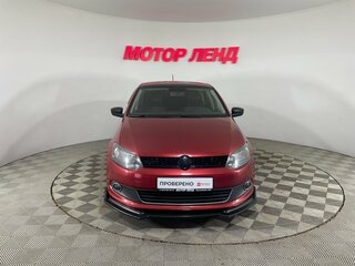 2014 Volkswagen Polo V, красный, 734000 рублей, вид 2