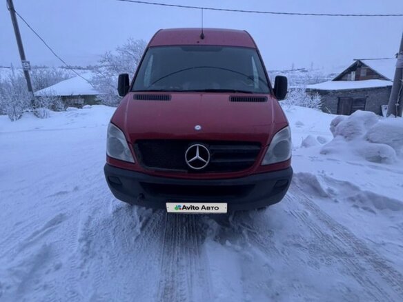 2007 Mercedes-Benz Sprinter, красный, 1400000 рублей