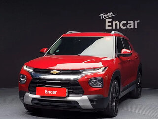 2023 Chevrolet TrailBlazer III, красный, 1172000 рублей, вид 3