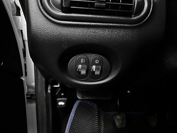 2023 Lada (ВАЗ) Niva Travel I, белый - вид 19