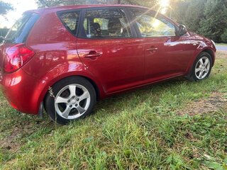 2008 Kia Ceed I, красный, 500000 рублей, вид 2