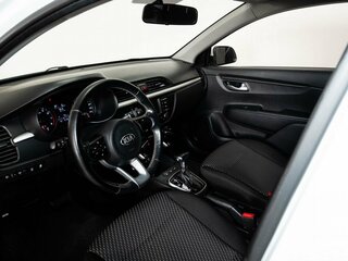 2019 Kia Rio IV, белый, 1068000 рублей, вид 5