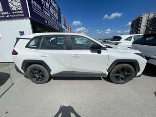 2026 Toyota RAV4 VI (XA60), белый, 4501030 рублей, вид 3