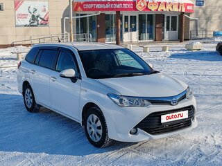 2017 Toyota Corolla Fielder XI (E160, E170) Рестайлинг 2, белый, 1200000 рублей, вид 4