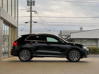 2022 Audi Q3 35 TFSI II (F3), чёрный, 1931000 рублей, вид 5
