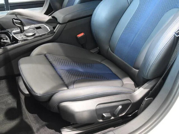 2023 BMW 1 серии 118i III (F40), белый, 1750000 рублей - вид 17