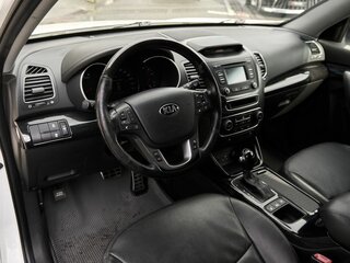 2017 Kia Sorento II Рестайлинг, белый, 2498000 рублей, вид 5