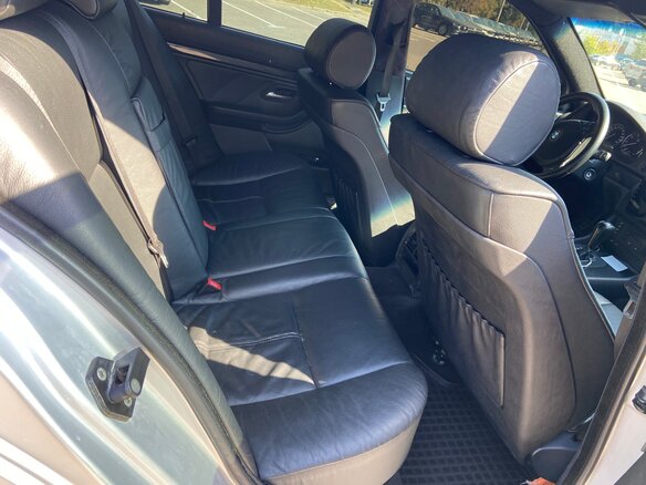2003 BMW 5 серии 525i IV (E39) Рестайлинг, серебристый, 1000000 рублей - вид 13