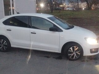 2019 Volkswagen Polo V Рестайлинг, белый, 950000 рублей, вид 3