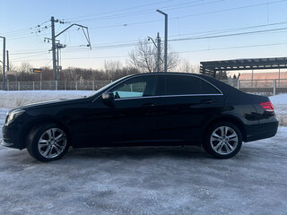 2013 Mercedes-Benz E-Класс 200 IV (W212, S212, C207) Рестайлинг, чёрный, 2100000 рублей, вид 5