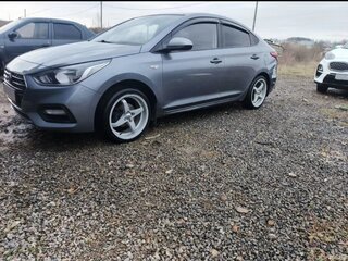 2018 Hyundai Solaris II, серый, 1100000 рублей, вид 1