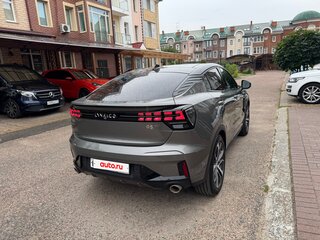 2022 Lynk & Co 05, серый, 3300000 рублей, вид 4