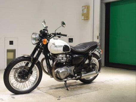 2010 Kawasaki W 650, белый, 430000 рублей, вид 3