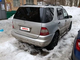 2002 Mercedes-Benz M-Класс 320 I (W163) Рестайлинг, серебристый, 540000 рублей, вид 4