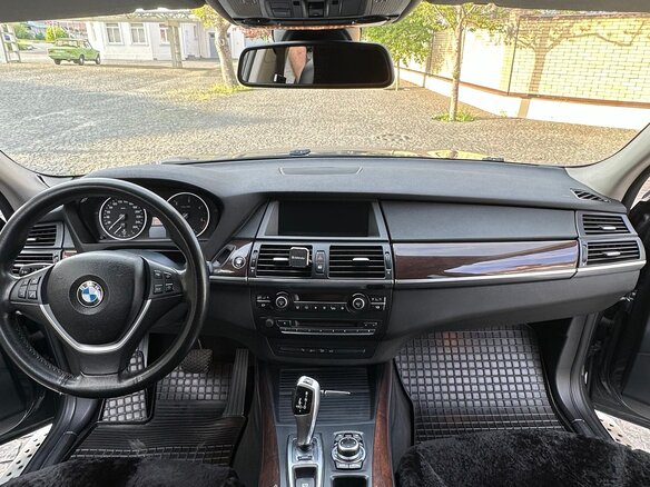 2010 BMW X5 40d II (E70) Рестайлинг, серый, 1800000 рублей - вид 6