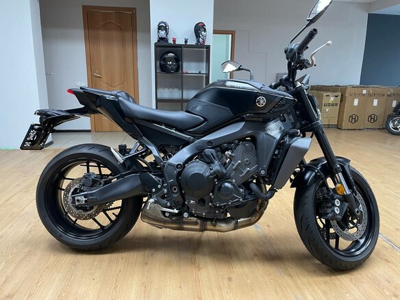 2024 Yamaha MT-09 (FZ-09), чёрный, 1290000 рублей - вид 2