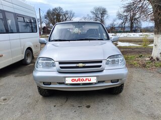 2004 Chevrolet Niva I, серебристый, 590000 рублей, вид 1