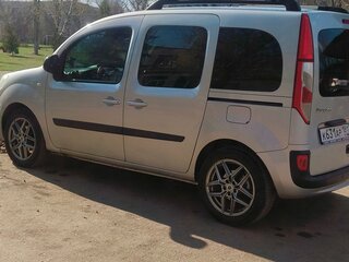 2013 Renault Kangoo II Рестайлинг, серый, 1300000 рублей, вид 4