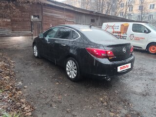 2012 Opel Astra J Рестайлинг, чёрный, 750000 рублей, вид 3