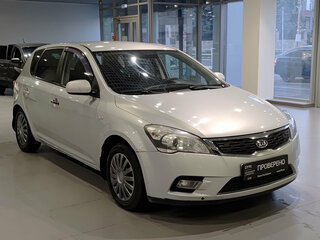 2010 Kia Ceed I Рестайлинг, серебристый, 549000 рублей, вид 3