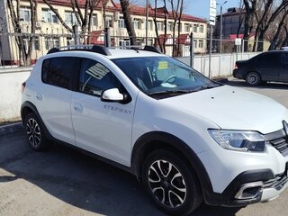 2019 Renault Sandero Stepway II Рестайлинг, белый, 1100000 рублей, вид 3