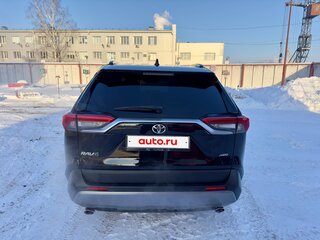 2021 Toyota RAV4 V (XA50), чёрный, 3750000 рублей, вид 5