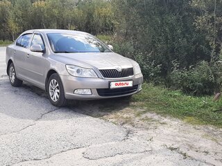 2013 Skoda Octavia II (A5) Рестайлинг, бежевый, 750000 рублей, вид 1