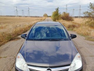 2009 Opel Astra H Рестайлинг, серый, 580000 рублей, вид 4