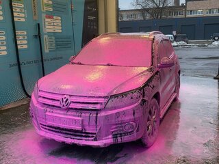 2013 Volkswagen Tiguan I Рестайлинг, чёрный, 1100000 рублей, вид 4