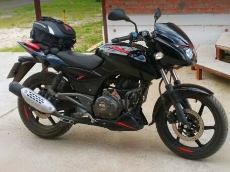 2019 Bajaj Pulsar 180, чёрный, 140000 рублей, вид 2