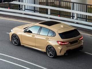 2021 BMW 1 серии M135i xDrive III (F40), бежевый, 4300000 рублей, вид 3