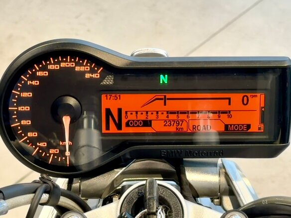 2017 BMW R 1200 R, белый, 950000 рублей - вид 6