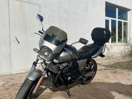 1997 Honda CB 400 Super Four, серебристый, 300000 рублей, вид 5