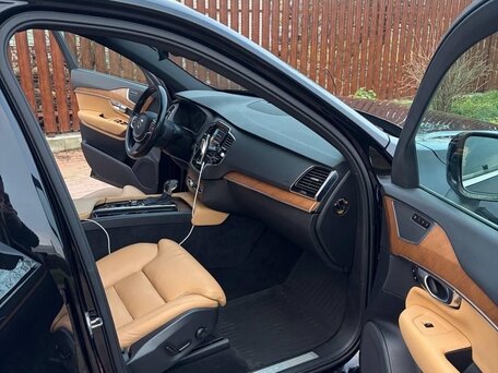 2017 Volvo XC90 II, чёрный, 3600000 рублей, вид 5