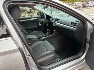 2023 Skoda Superb III Рестайлинг, серый, 2090000 рублей, вид 4