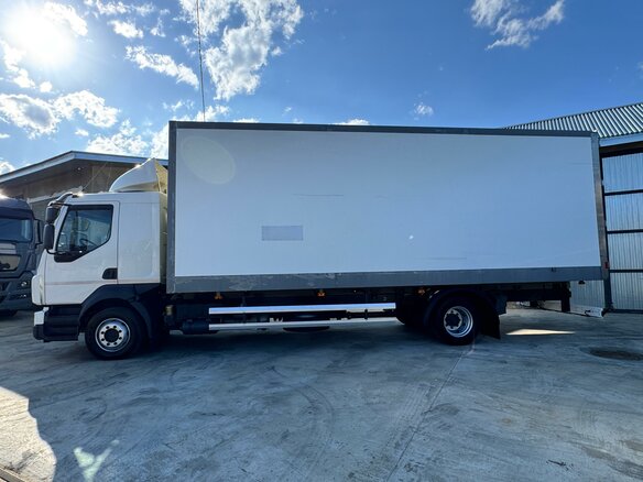 2014 Volvo FL, белый, 4000000 рублей - вид 8