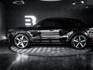 2026 Porsche Cayenne GTS Coupé III Рестайлинг, чёрный, 22490000 рублей, вид 5