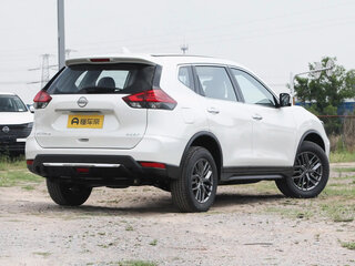 2025 Nissan X-Trail III Рестайлинг 2, белый, 2450000 рублей, вид 5