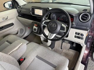 2018 Toyota Passo III, коричневый, 674000 рублей, вид 4