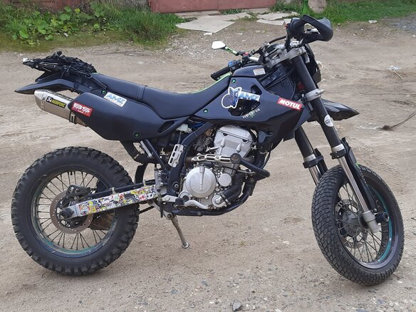 2003 Kawasaki D-tracker 250, чёрный