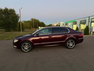 2010 Skoda Superb II, пурпурный, 950000 рублей, вид 5