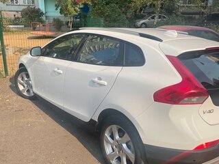 2013 Volvo V40 Cross Country I, белый, 1500000 рублей, вид 4